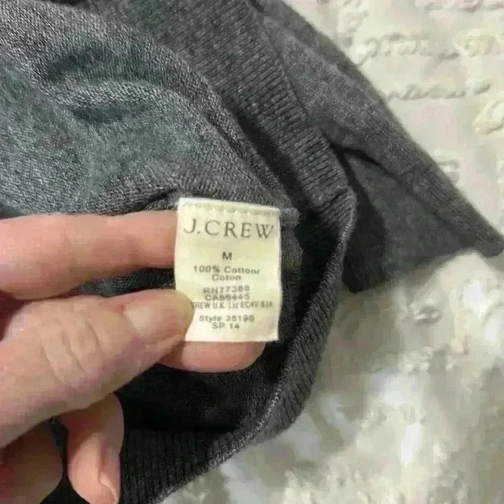 J. Crew Gray V-Neck Lightweight Cotton Men’s Sweater Size Medium - Picture 6 of 7
